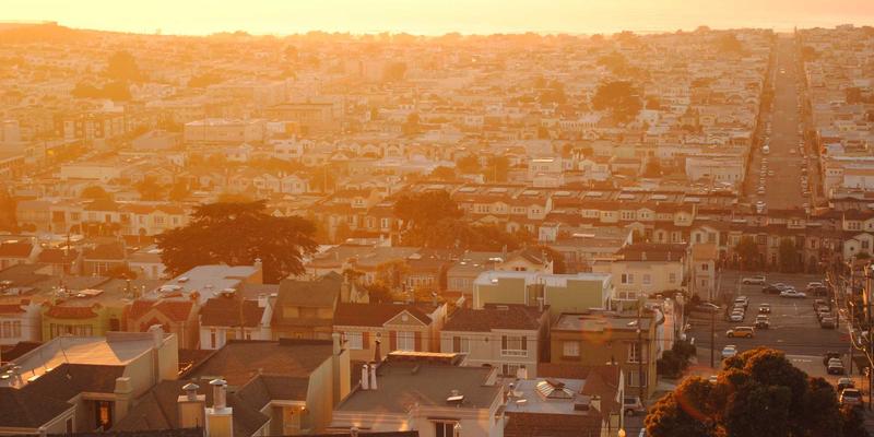 中国设计100：创意浪潮中的平面设计新纪元