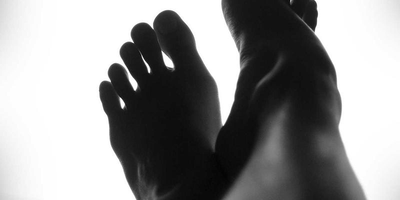 非遗工艺的现代表达：设计师作品如何通过创意设计平台实现传统与现代的融合